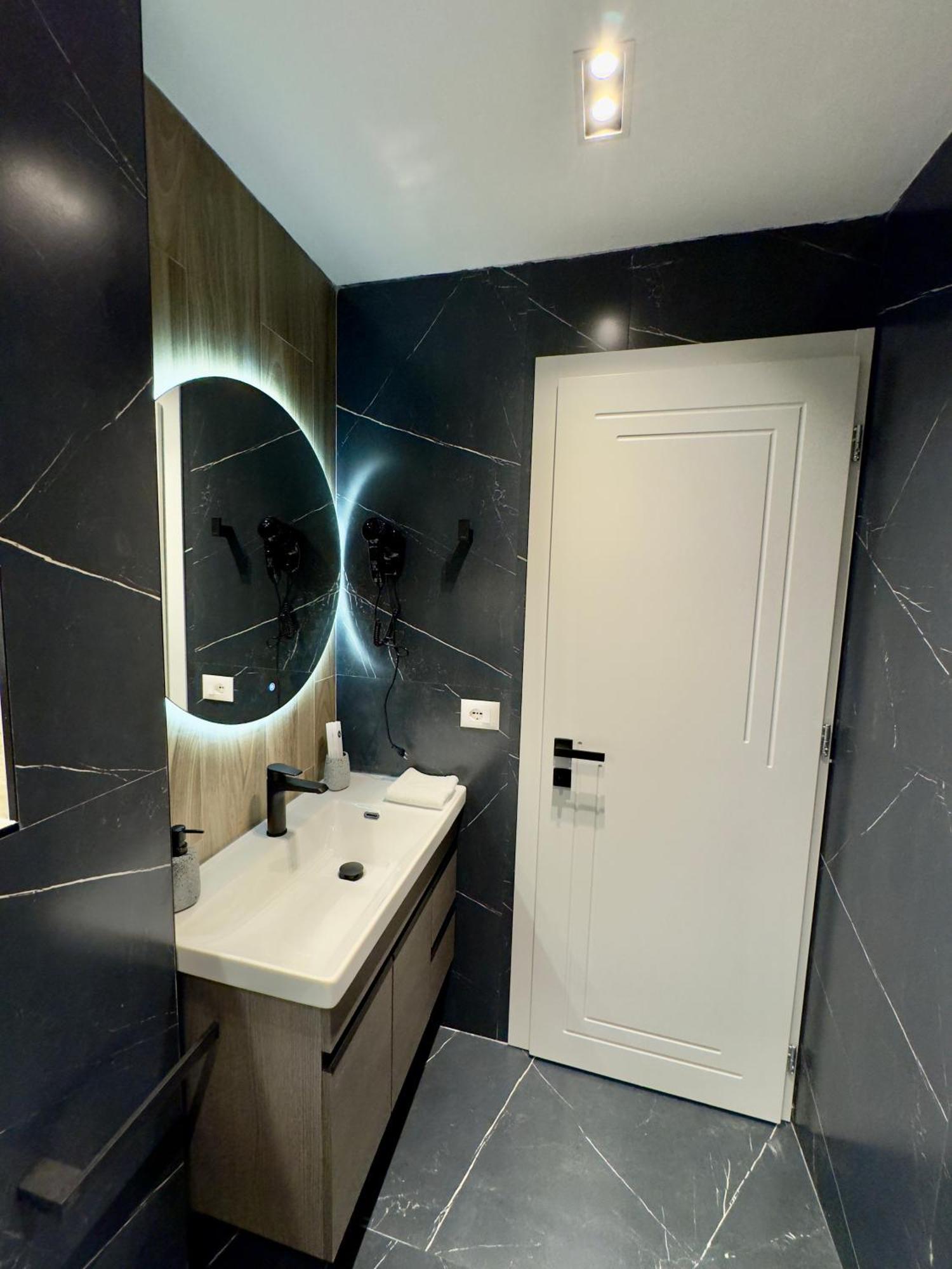 טיראנה Soinn'S Apartament מראה חיצוני תמונה